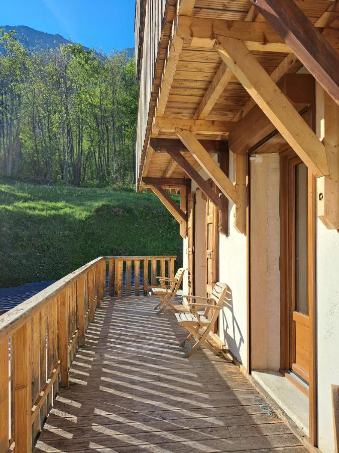 Auberge Du Glandon Saint-Colomban-des-Villards Eksteriør billede
